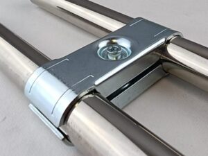 PAC-1000C liitin