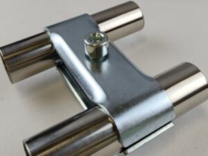 PAC-1002F liitin